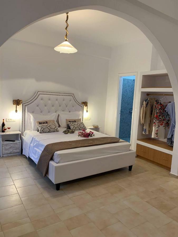 Philoxenia Hotel & Studios 페리사 외부 사진