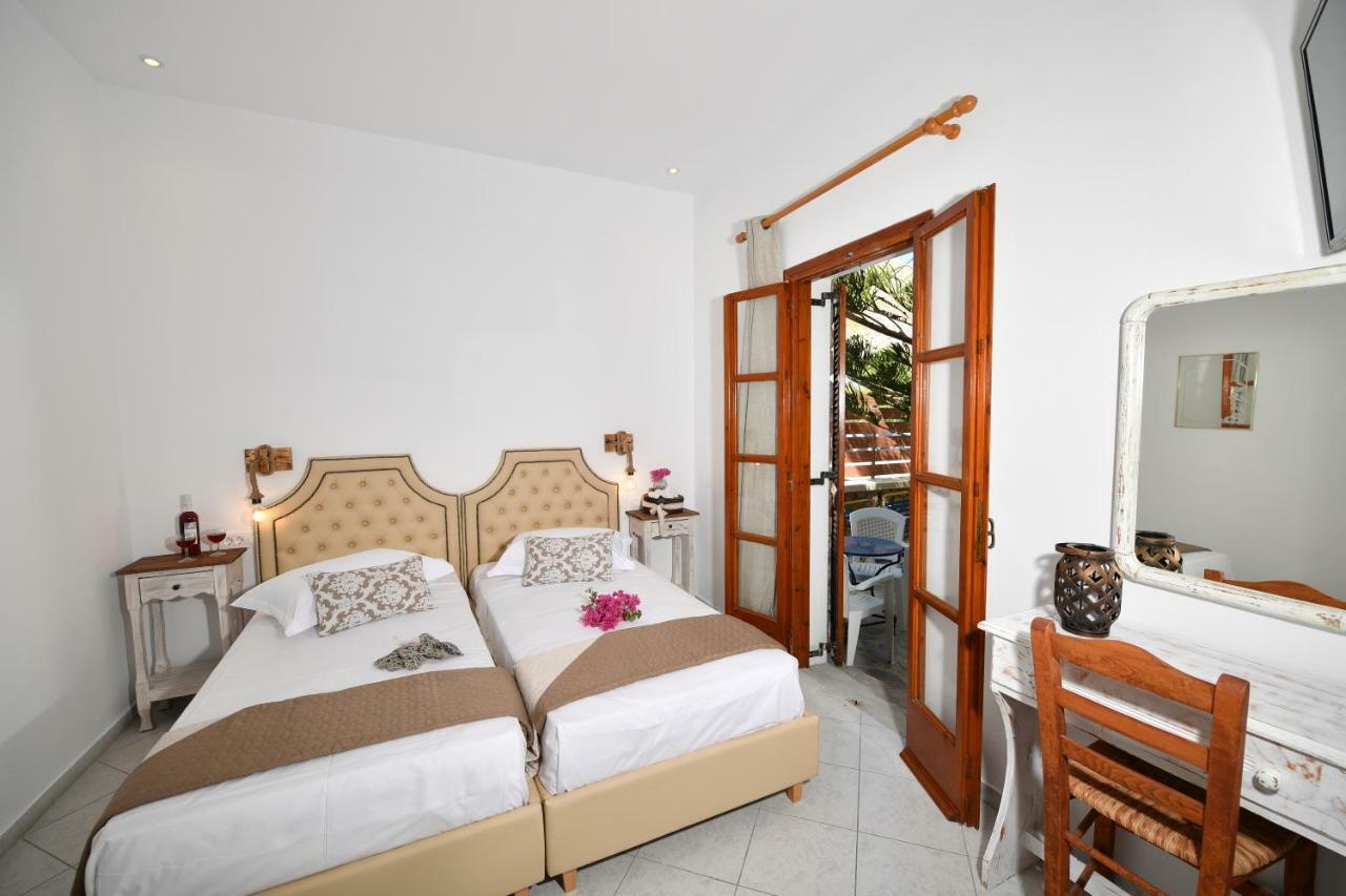 Philoxenia Hotel & Studios 페리사 외부 사진